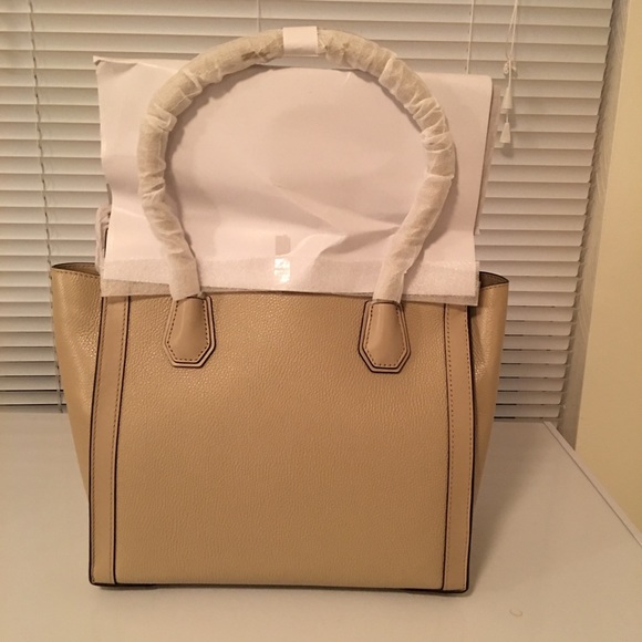 Michael Kors - Last one! - Picture 5 of 7